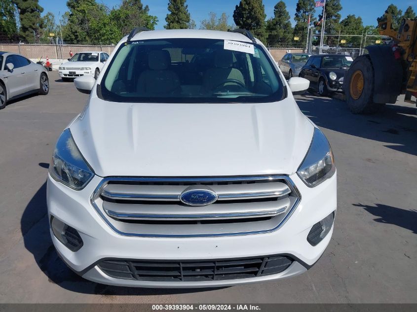 2018 Ford Escape Se VIN: 1FMCU9GD9JUA90284 Lot: 39393904