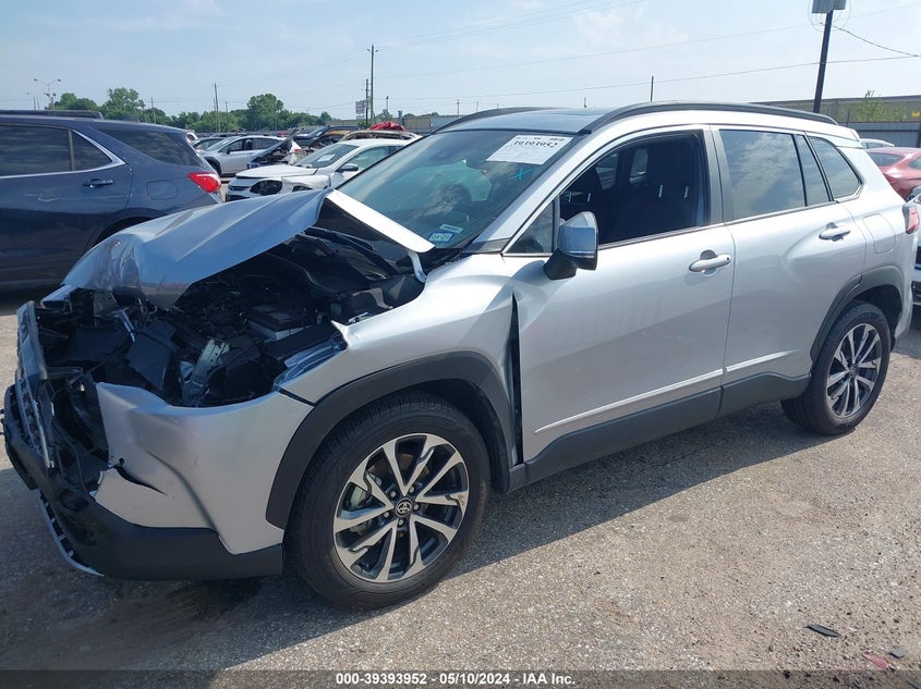 2022 Toyota Corolla Cross Xle VIN: 7MUDAAAG9NV013257 Lot: 39393952