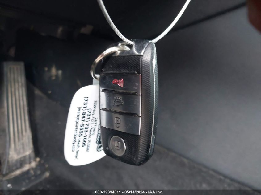 2019 Kia Optima S VIN: 5XXGT4L3XKG328790 Lot: 39394011