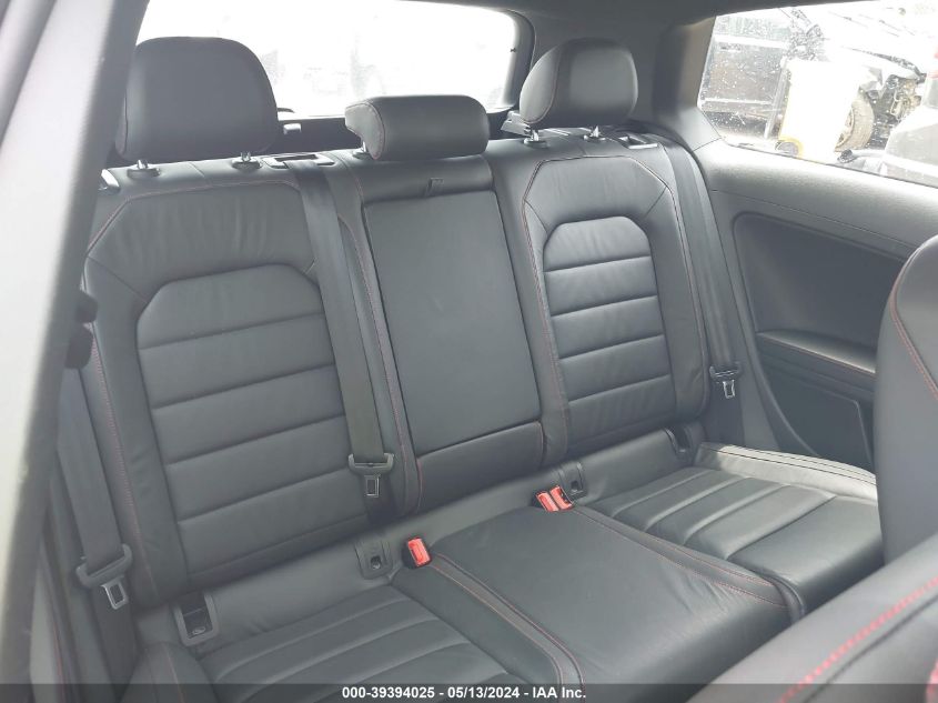 2015 VOLKSWAGEN GOLF GTI 2.0T SE 2-DOOR - 3VWTT7AU9FM027697