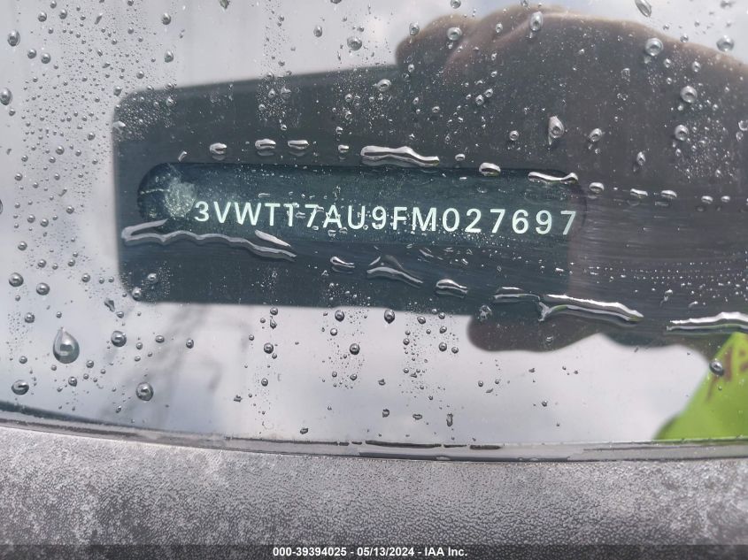 2015 VOLKSWAGEN GOLF GTI 2.0T SE 2-DOOR - 3VWTT7AU9FM027697