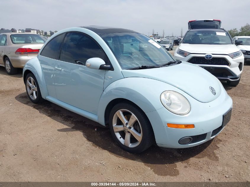 2010 Volkswagen New Beetle 2.5L Final Edition VIN: 3VWRG3AG0AM030837 Lot: 39394144