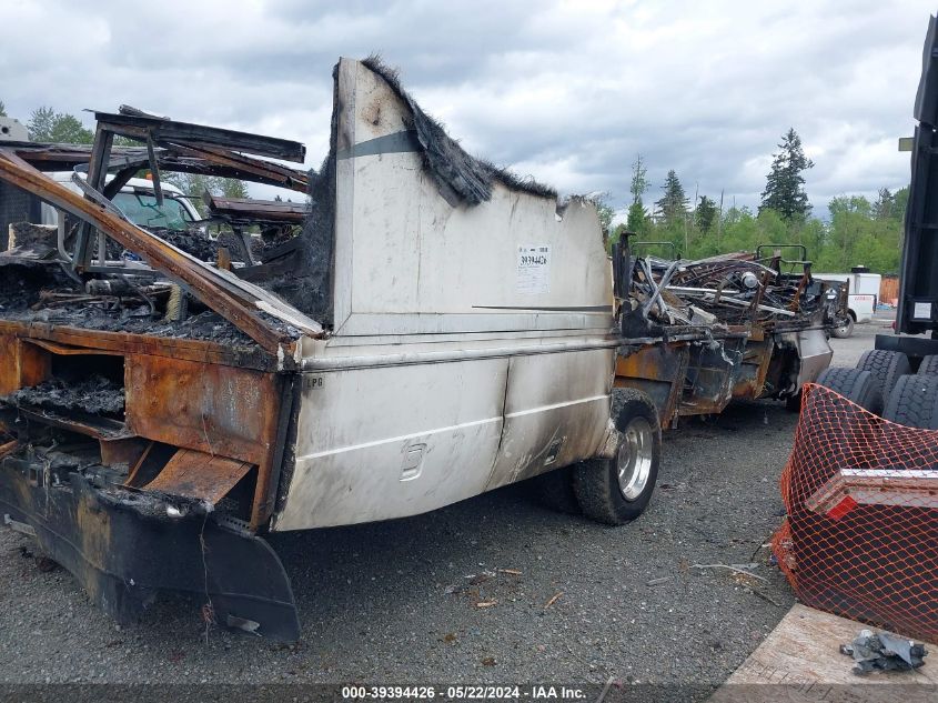 2003 Ford F550 Super Duty Stripped Chass VIN: 1FCNF53S530A00711 Lot: 39394426