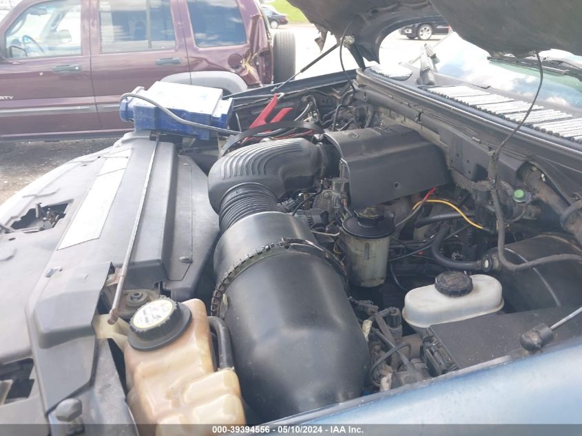 2002 Ford Expedition Xlt VIN: 1FMRU15W42LA74355 Lot: 39394556