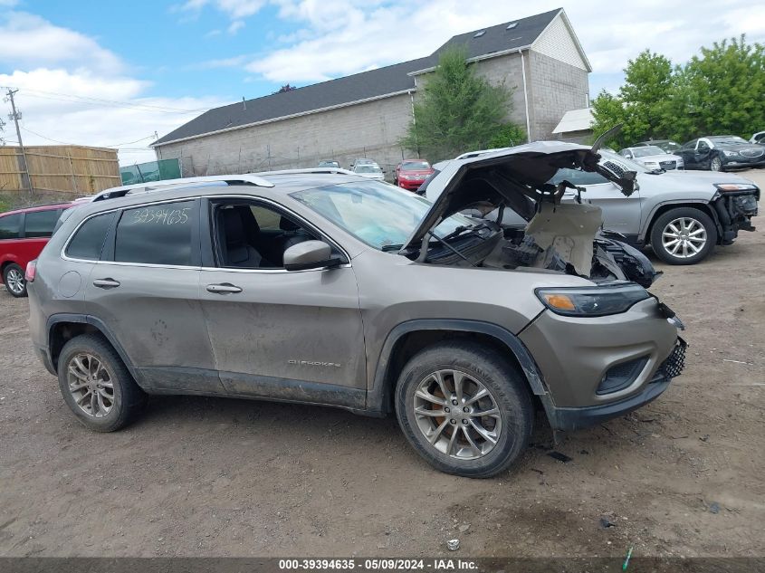 2019 Jeep Cherokee Latitude Plus 4X4 VIN: 1C4PJMLB6KD341284 Lot: 39394635