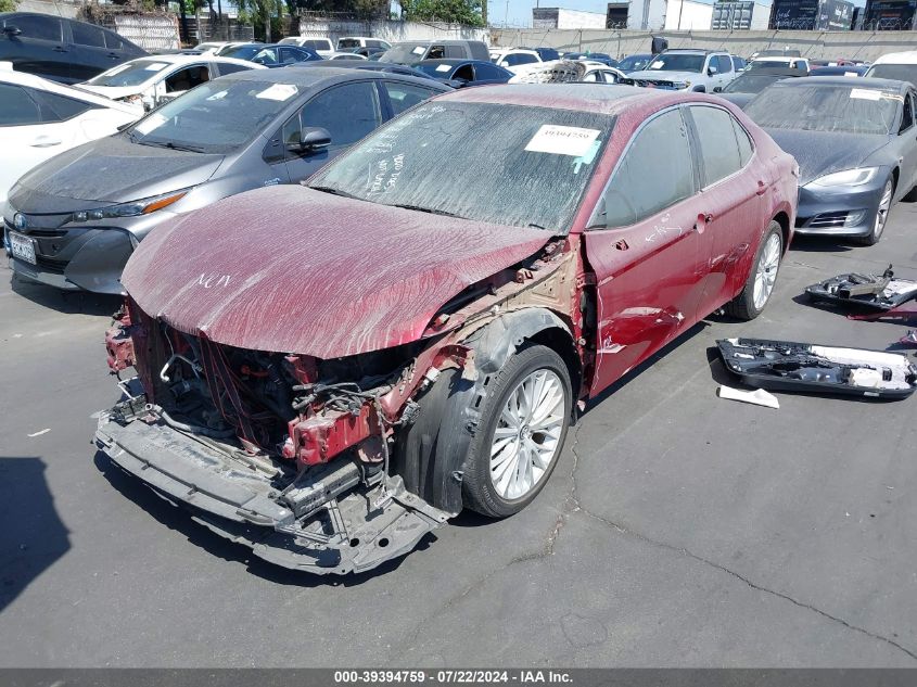 4T1B21HK8JU506261 2018 TOYOTA CAMRY - Image 2