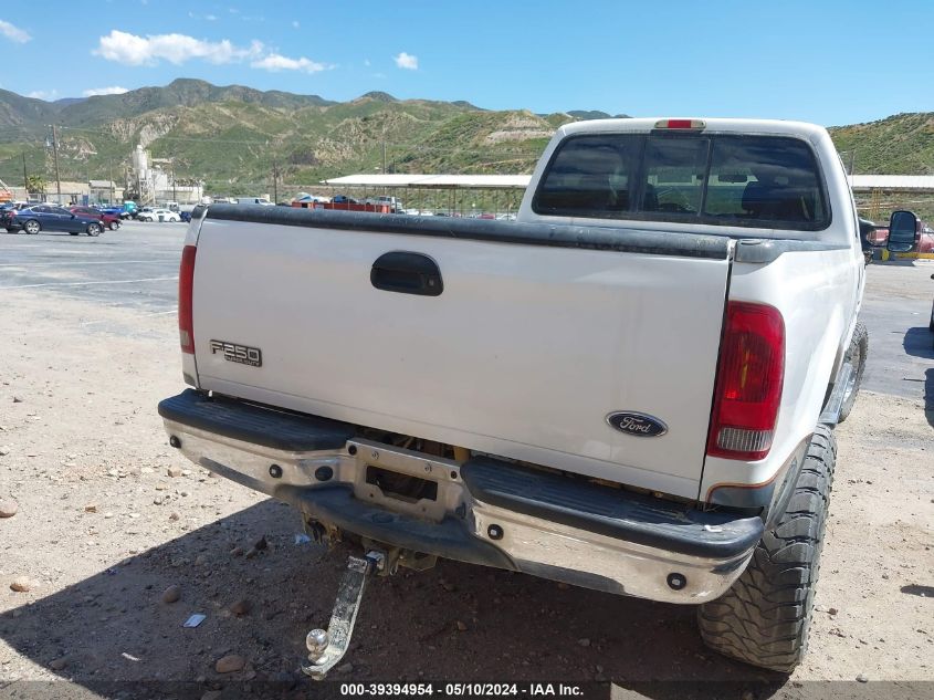 2004 Ford F-250 Lariat/Xl/Xlt VIN: 1FTNW21P34EA54686 Lot: 39394954