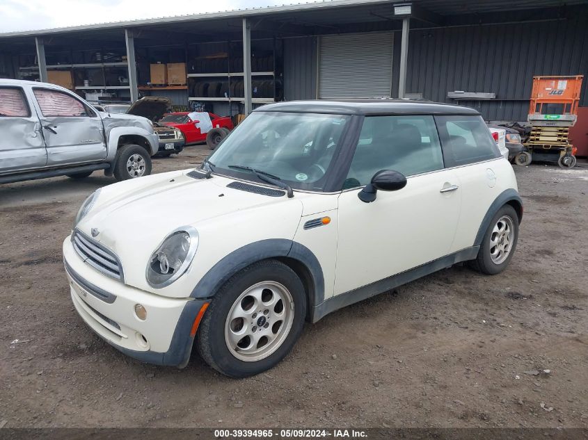 2006 Mini Cooper VIN: WMWRC33556TK16633 Lot: 39394965