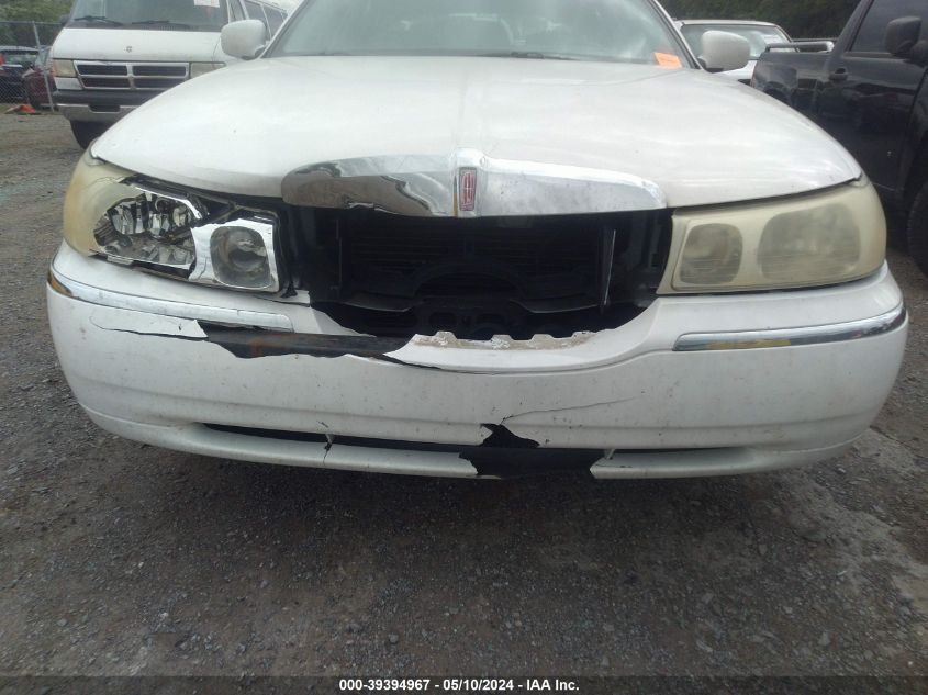 2001 Lincoln Town Car Executive VIN: 1LNHM81W41Y728301 Lot: 39394967