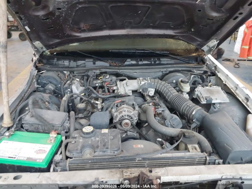 2005 Ford Crown Victoria Police VIN: 2FAHP71W75X122962 Lot: 39395026