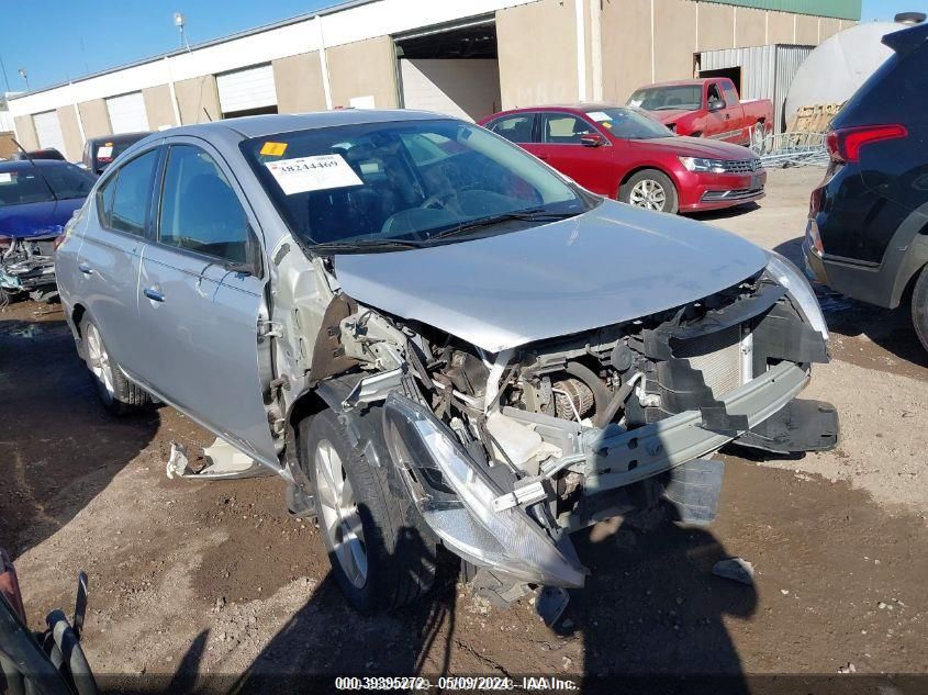 2015 Nissan Versa 1.6 Sl VIN: 3N1CN7AP5FL806594 Lot: 39395272