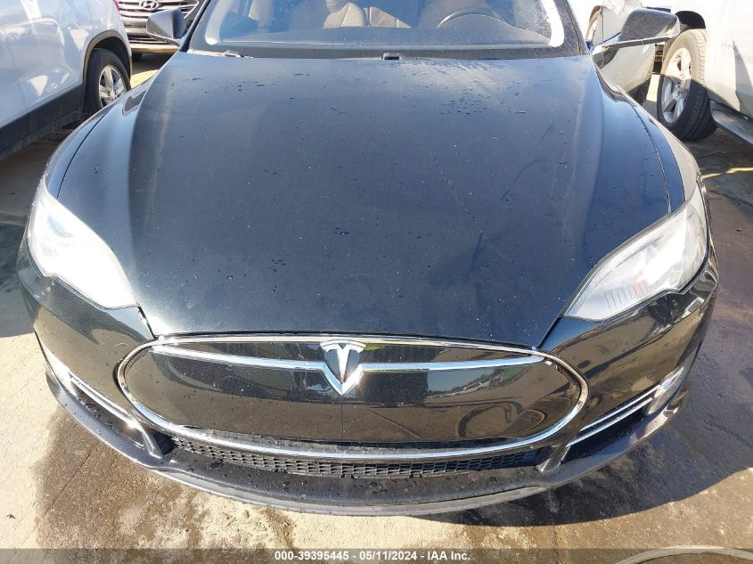 2013 Tesla Model S Performance VIN: 5YJSA1CP5DFP04643 Lot: 39395445