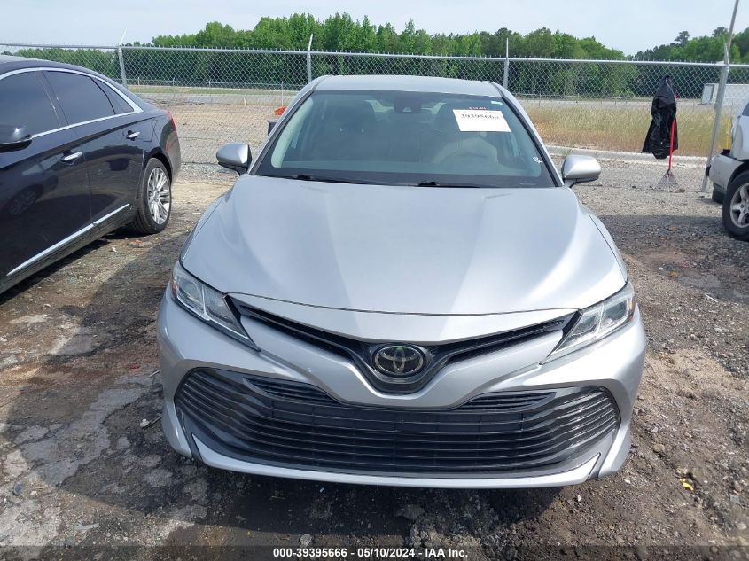 2019 Toyota Camry Le VIN: 4T1B11HK9KU247560 Lot: 39395666