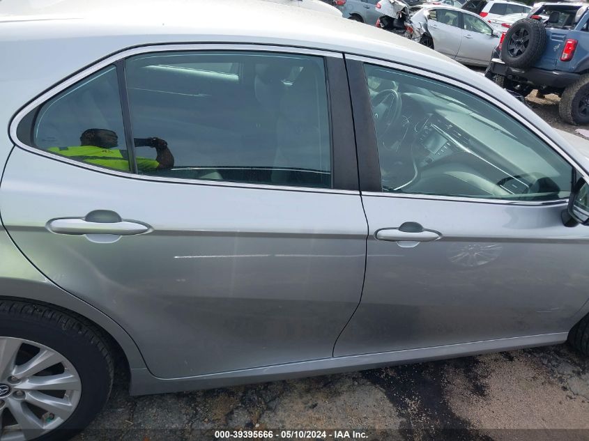 2019 Toyota Camry Le VIN: 4T1B11HK9KU247560 Lot: 39395666