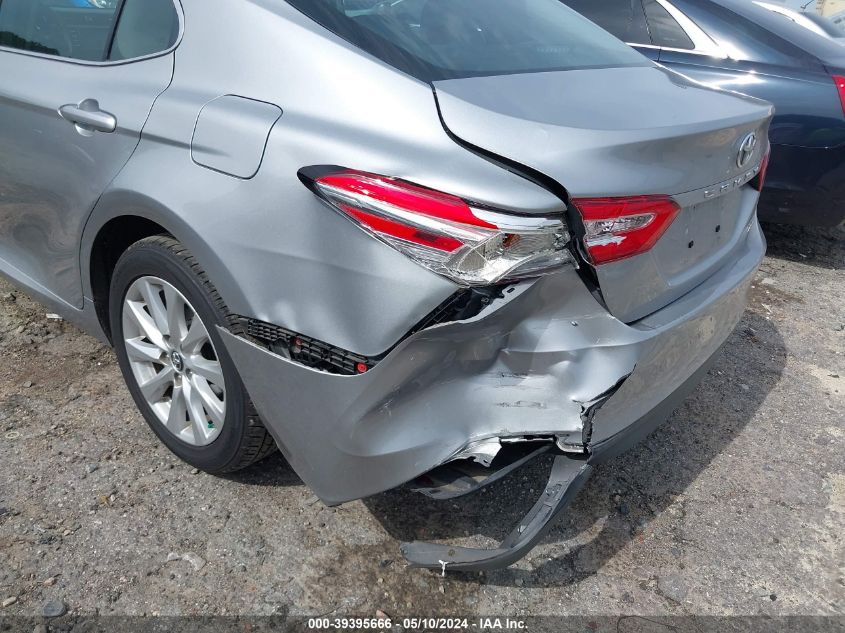 2019 Toyota Camry Le VIN: 4T1B11HK9KU247560 Lot: 39395666