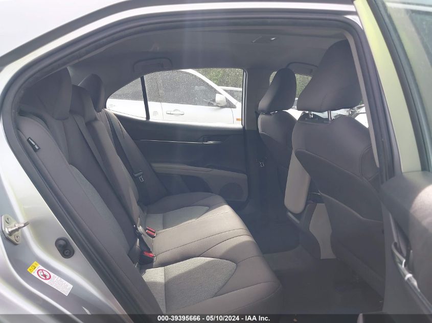 2019 Toyota Camry Le VIN: 4T1B11HK9KU247560 Lot: 39395666