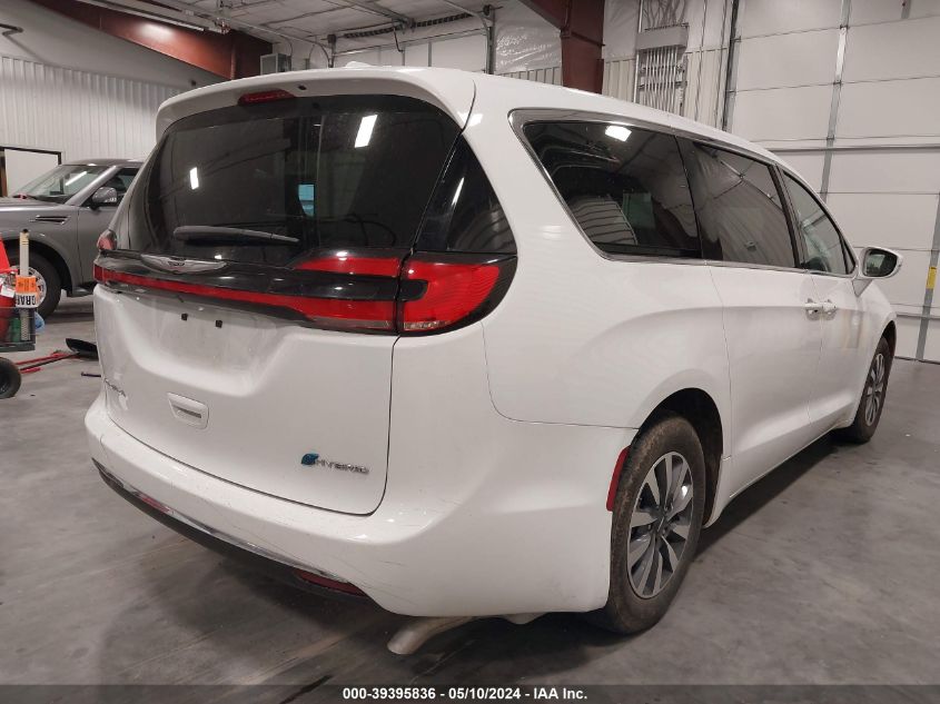 2022 Chrysler Pacifica Hybrid Touring L VIN: 2C4RC1L72NR189552 Lot: 39395836