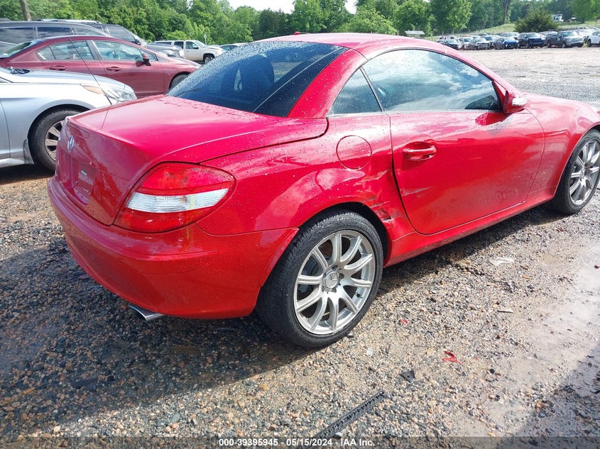 2006 Mercedes-Benz Slk 350 VIN: WDBWK56F56F106395 Lot: 39395945