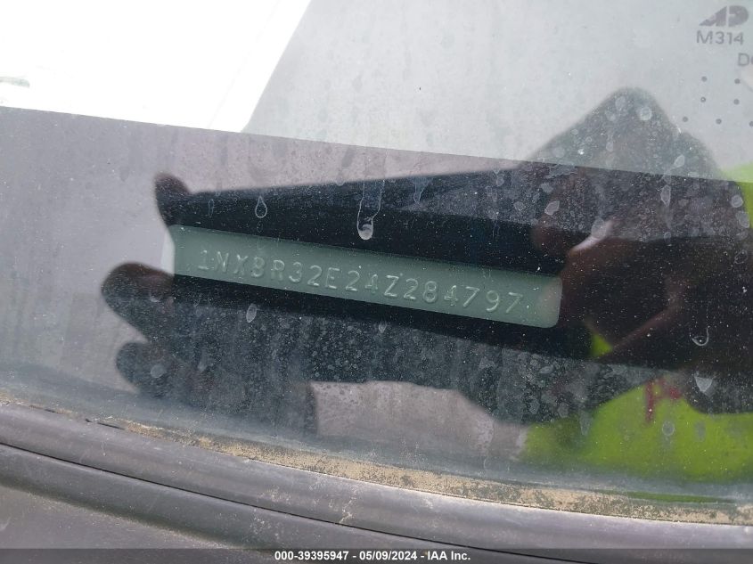 2004 Toyota Corolla S VIN: 1NXBR32E24Z284797 Lot: 39395947