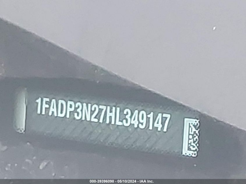 2017 Ford Focus Titanium VIN: 1FADP3N27HL349147 Lot: 39396098