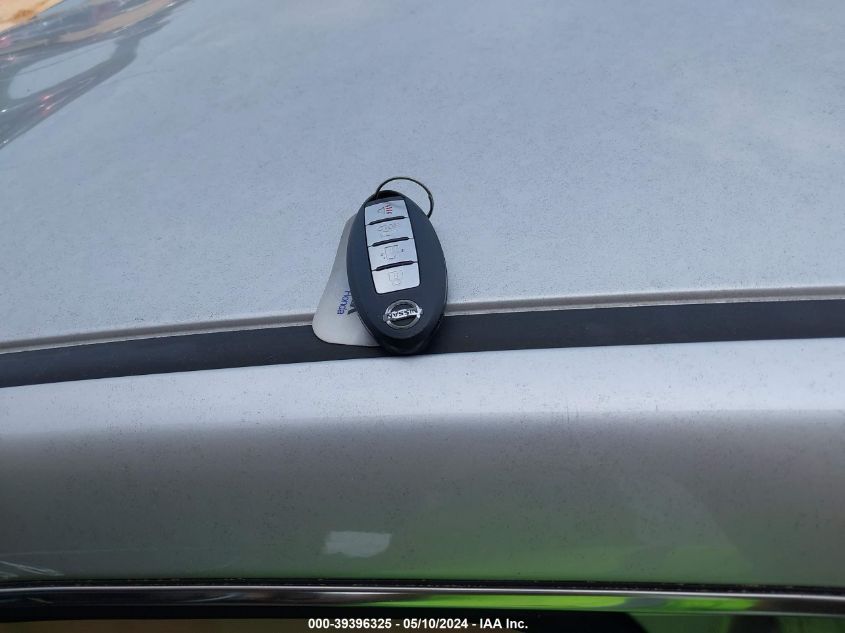 2017 Nissan Sentra Sr VIN: 3N1AB7AP2HY220649 Lot: 39396325