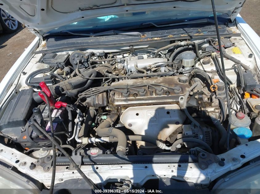 1996 Honda Accord Ex/Ex-R VIN: 1HGCD5658TA052946 Lot: 39396352