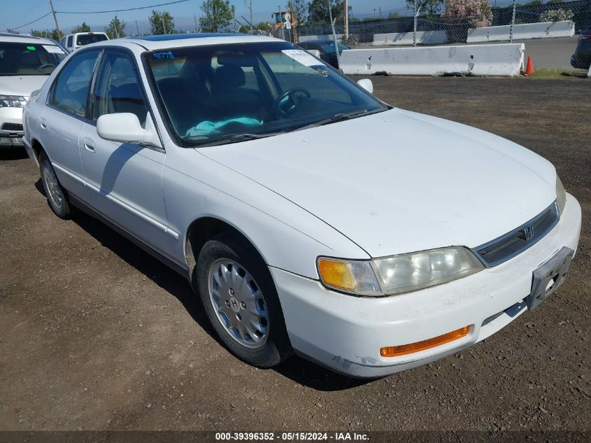 1996 Honda Accord Ex/Ex-R VIN: 1HGCD5658TA052946 Lot: 39396352