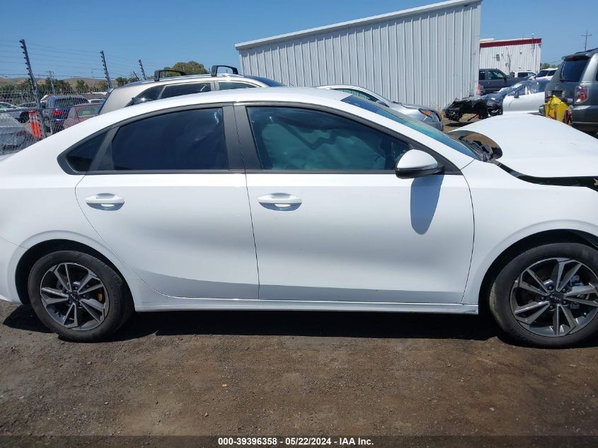 2022 Kia Forte Lxs VIN: 3KPF24AD6NE475986 Lot: 39396358