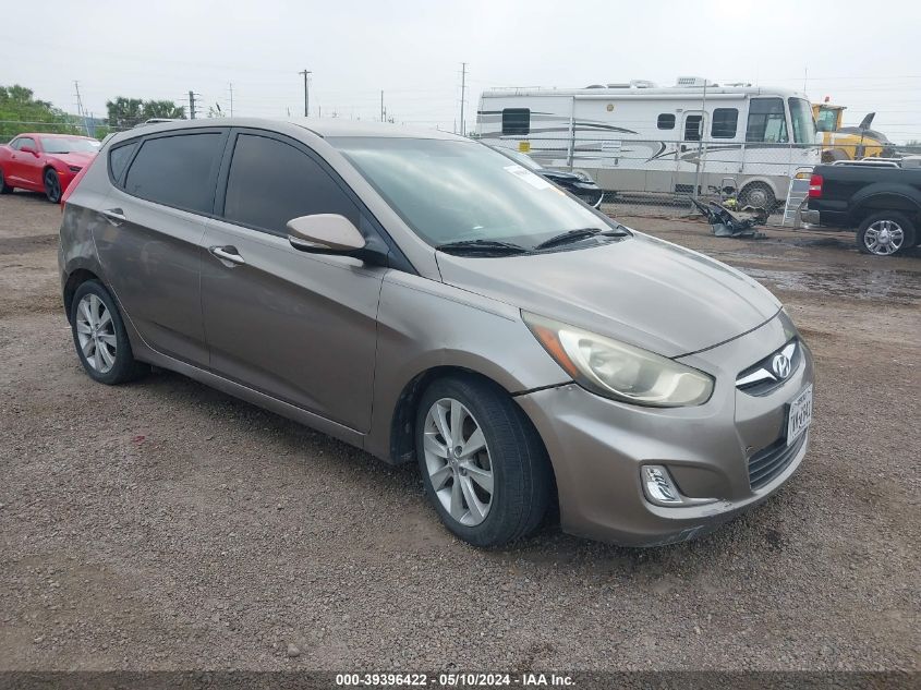 2013 Hyundai Accent Se VIN: KMHCU5AE6DU130402 Lot: 39396422