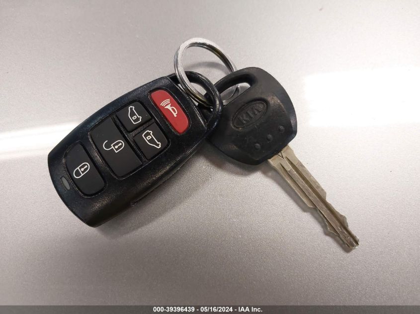 2012 Kia Sedona Lx VIN: KNDMG4C73C6467797 Lot: 39396439