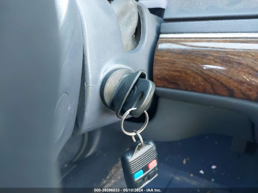 1998 Mercury Grand Marquis VIN: 2MEFM74W4WX676417 Lot: 39396833