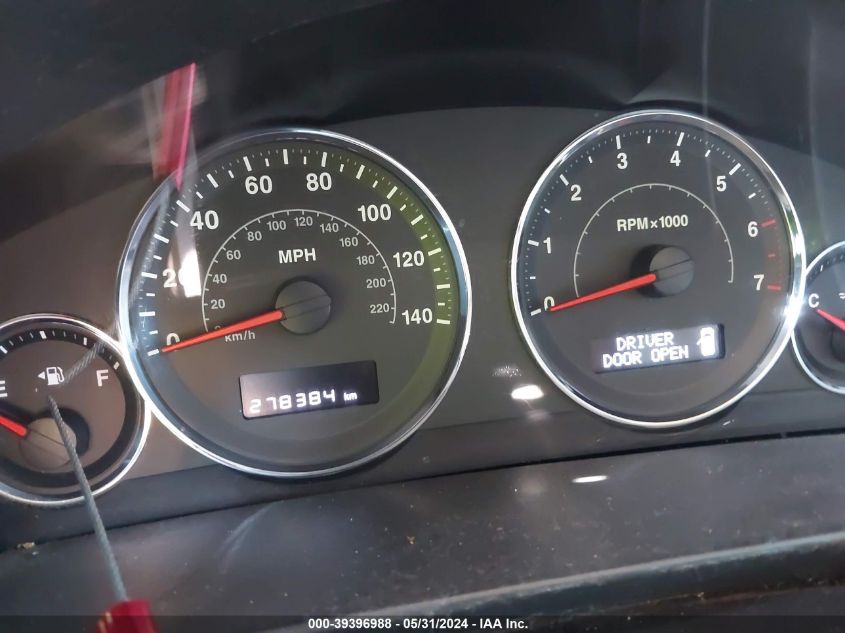 2008 Jeep Commander Sport VIN: 1J8HH48KX8C195004 Lot: 39396988