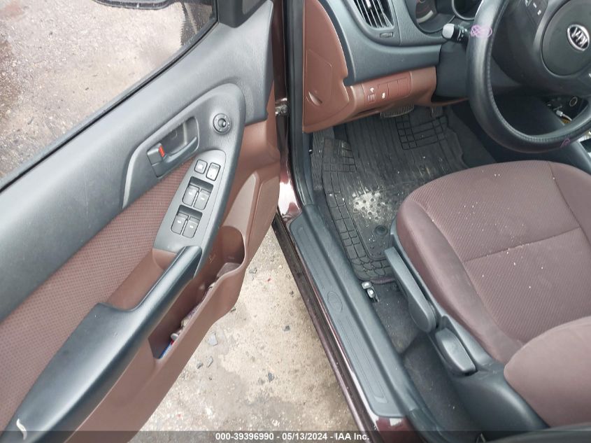 2011 Kia Forte Ex VIN: KNAFU4A22B5385585 Lot: 39396990