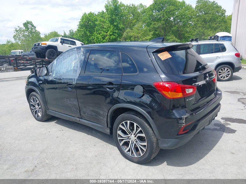 VIN JA4AP3AU8JU024604 2018 MITSUBISHI OUTLANDER SPORT 2.0 ES/2.0 LE
