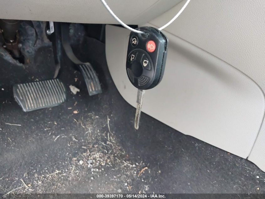 2016 Ford Focus Se VIN: 1FADP3FE2GL288555 Lot: 39397170