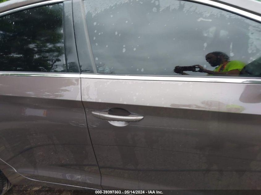 2017 Hyundai Sonata Se VIN: 5NPE24AF9HH540312 Lot: 39397303