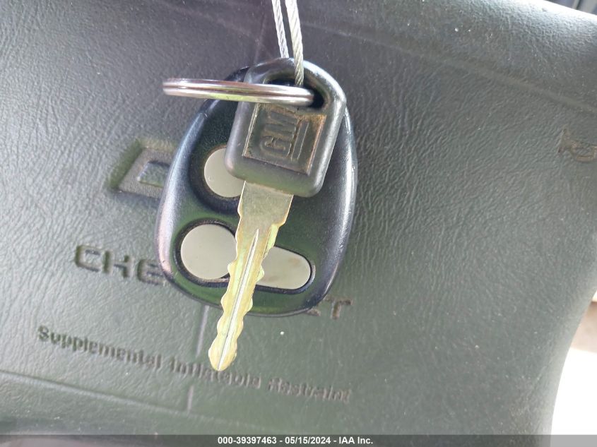 1997 Chevrolet Suburban 1500 VIN: 3GNFK16R4VG137551 Lot: 39397463