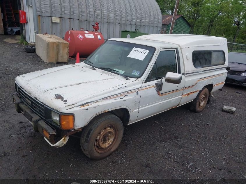 1986 Toyota Pickup 1 Ton Long Bed Rn55 VIN: JT4RN55E3G0228689 Lot: 39397474