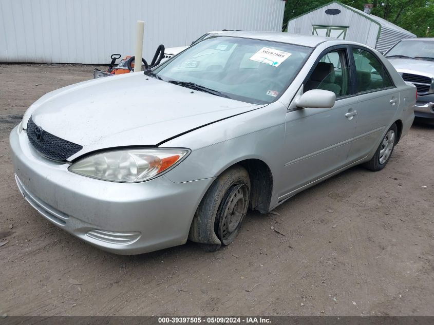 2002 Toyota Camry Le VIN: 4T1BE32K02U607145 Lot: 39397505