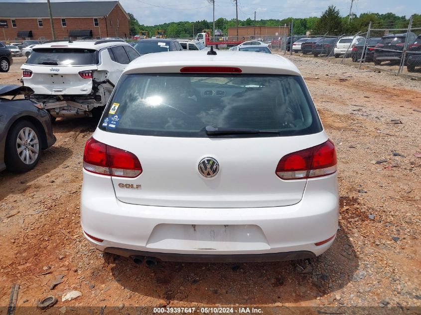 2014 Volkswagen Golf 2.5L VIN: WVWDB7AJ8EW009688 Lot: 39397647