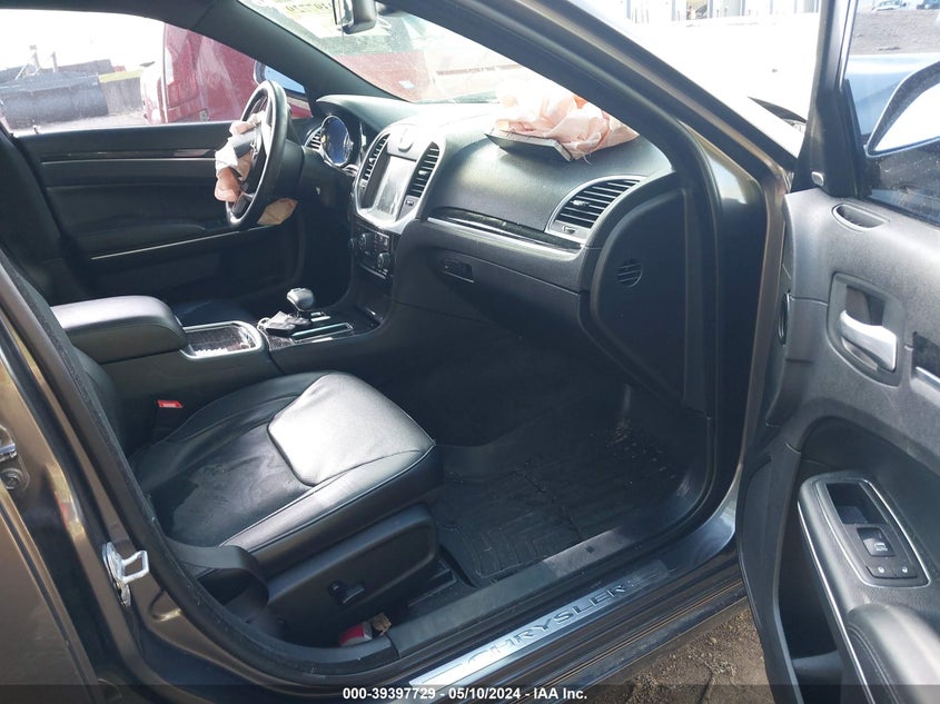 2014 Chrysler 300C Awd VIN: 2C3CCAKG0EH181418 Lot: 39397729