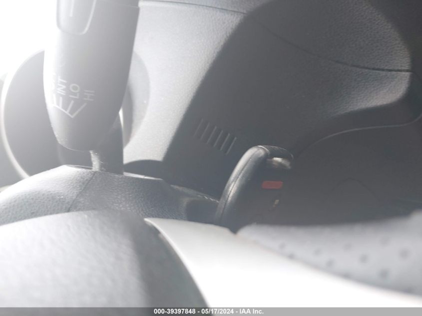 2010 Honda Fit Sport VIN: JHMGE8G45AC030570 Lot: 39397848