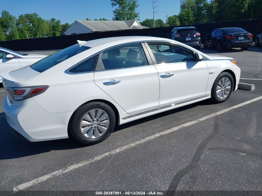 2016 Hyundai Sonata Hybrid/Se VIN: KMHE24L19GA037236 Lot: 39397991