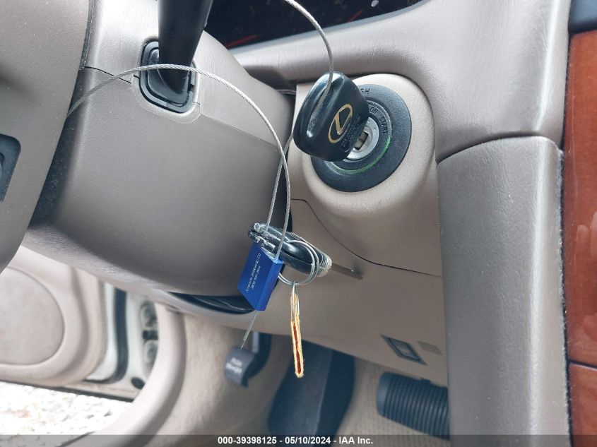 2000 Lexus Es 300 VIN: JT8BF28G2Y0266246 Lot: 39398125