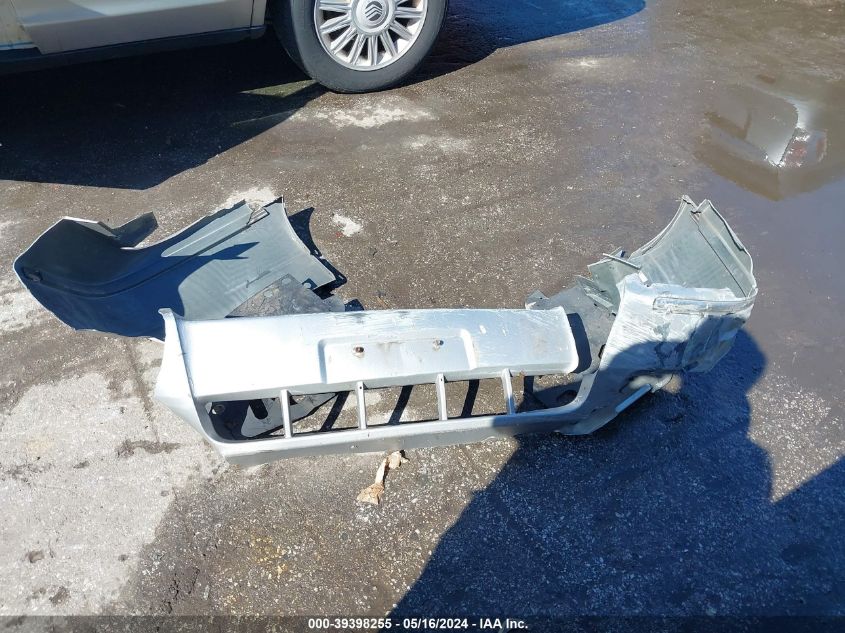 2008 Mercury Grand Marquis Ls VIN: 2MEFM75V58X634833 Lot: 39398255