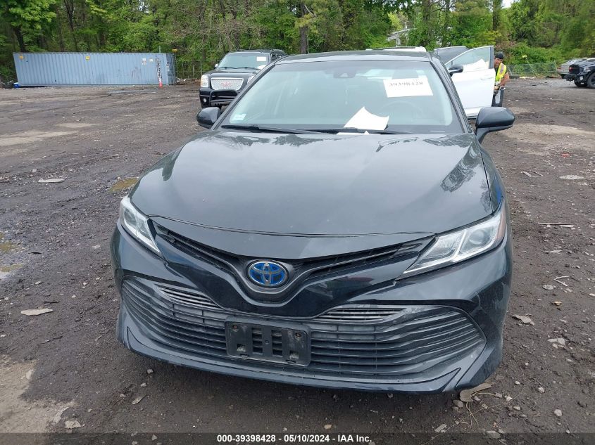 2018 Toyota Camry Hybrid Le VIN: 4T1B31HK5JU004384 Lot: 39398428