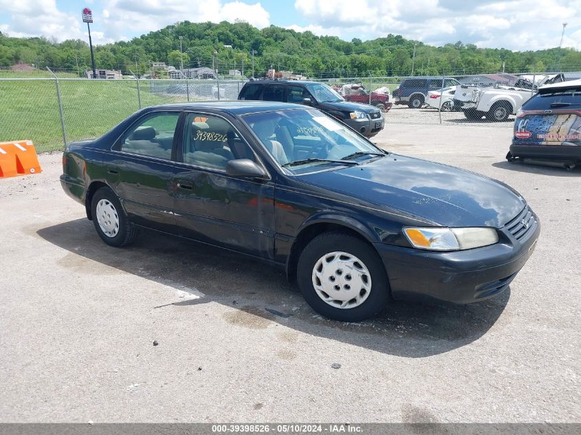 1999 Toyota Camry Le VIN: 4T1BG22K2XU464744 Lot: 39398526