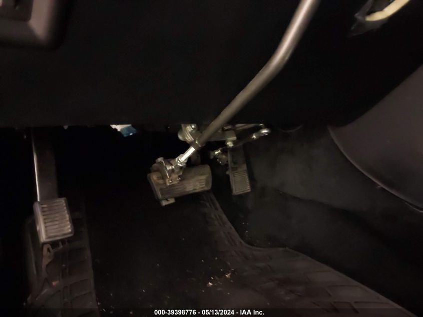 2000 Cadillac Deville Dts VIN: 1G6KF5793YU252115 Lot: 39398776