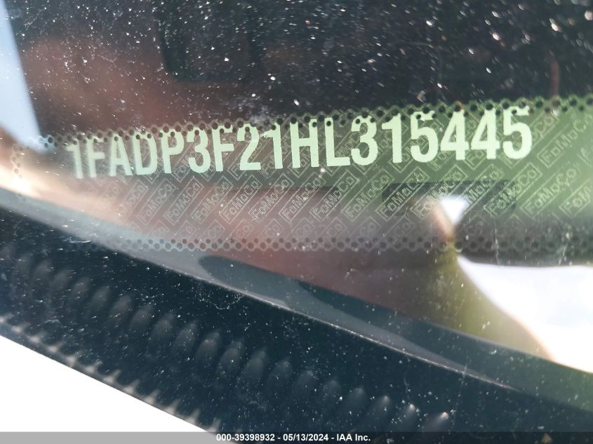 2017 FORD FOCUS SE - 1FADP3F21HL315445