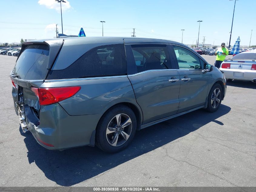 2018 Honda Odyssey Touring VIN: 5FNRL6H82JB037453 Lot: 39398938